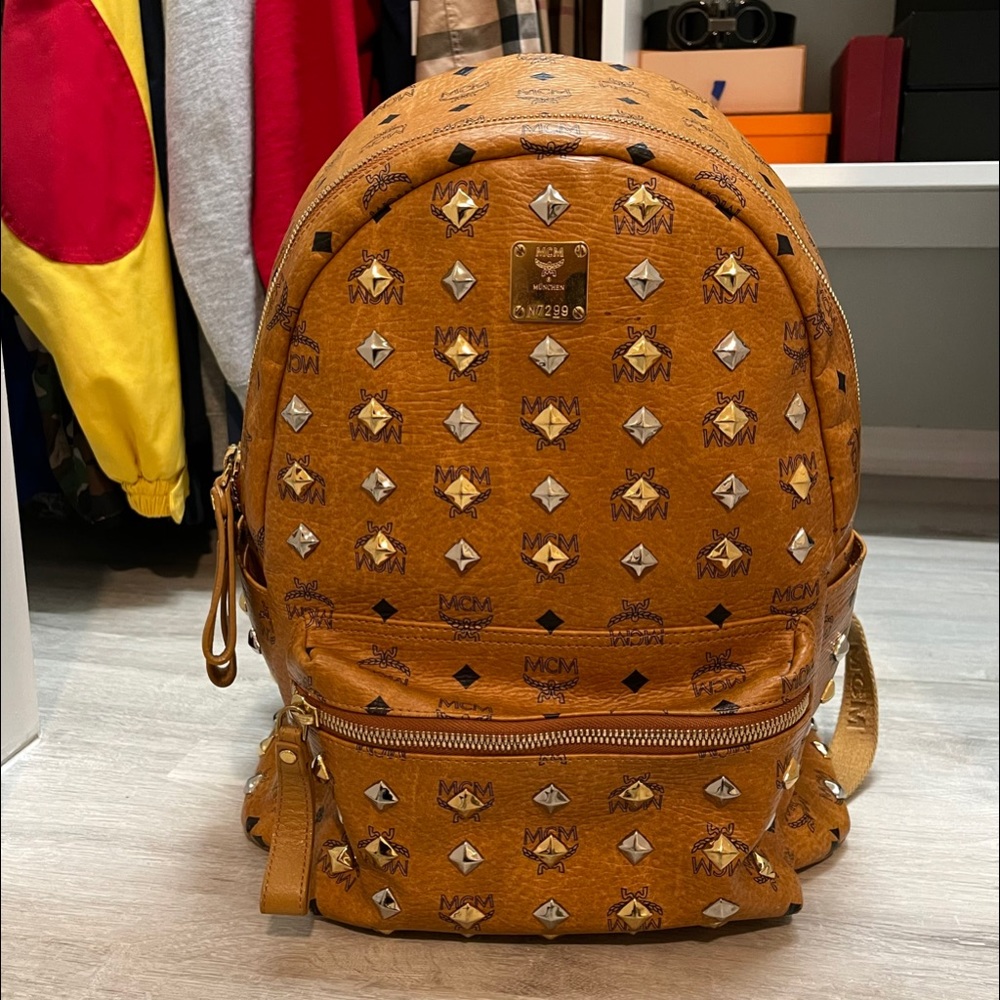 MCM 🎒 BACKPACK 💯